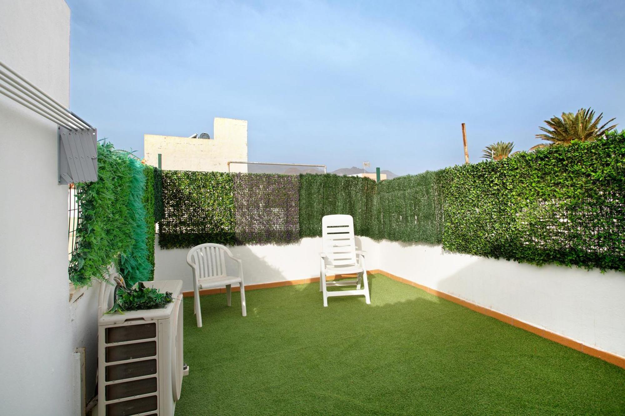 Casa Plaza San Nicolas De Bari Sardina Esterno foto